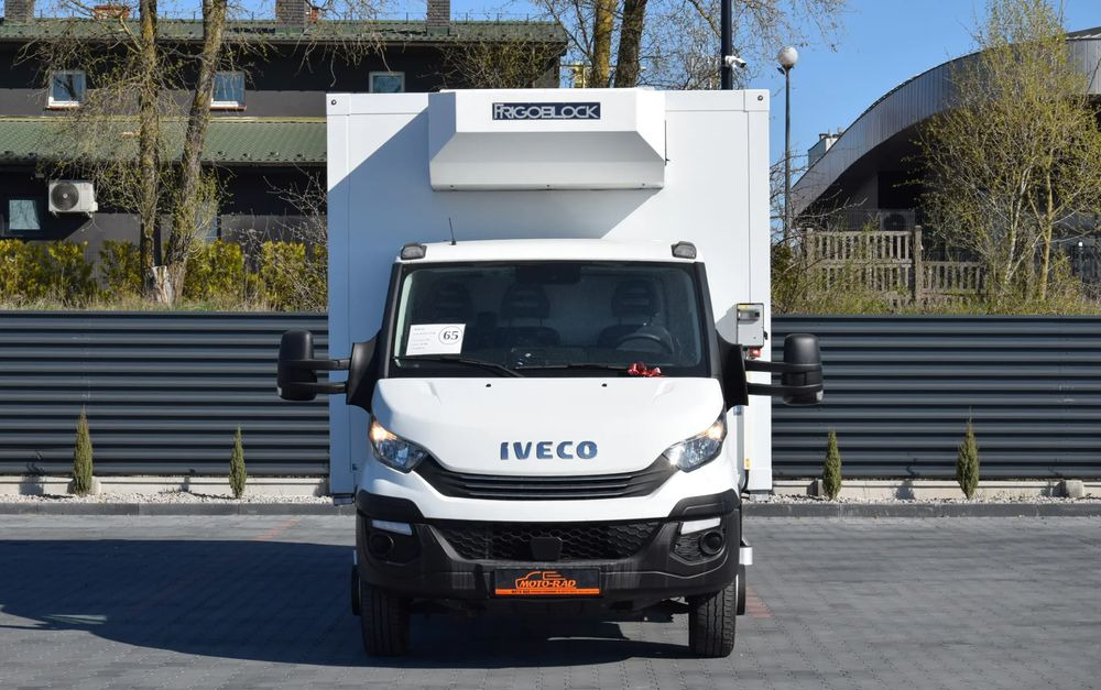 Iveco DAILY 70C18 / 3.0 - 180 KM / AUTOMAT HI-MATIC / 3 OSOBY / CHŁODNIA - MROŹNIA 4,55 M / AGREGAD FRIGOBLOCK / WINDA SORENSEN / KLIMA / TEMPOMAT / KAMERA COFANIA / REGULOWANE ZAWIESZENIE / SERWISOWA - Kamion hladnjača: slika  Iveco DAILY 70C18 / 3.0 - 180 KM / AUTOMAT HI-MATIC / 3 OSOBY / CHŁODNIA - MROŹNIA 4,55 M / AGREGAD FRIGOBLOCK / WINDA SORENSEN / KLIMA / TEMPOMAT / KAMERA COFANIA / REGULOWANE ZAWIESZENIE / SERWISOWA - Kamion hladnjača Iveco DAILY 70C18 / 3.0 - 180 KM / AUTOMAT HI-MATIC / 3 OSOBY / CHŁODNIA - MROŹNIA 4,55 M / AGREGAD FRIGOBLOCK / WINDA SORENSEN / KLIMA / TEMPOMAT / KAMERA COFANIA / REGULOWANE ZAWIESZENIE / SERWISOWA - Kamion hladnjača: slika  Iveco DAILY 70C18 / 3.0 - 180 KM / AUTOMAT HI-MATIC / 3 OSOBY / CHŁODNIA - MROŹNIA 4,55 M / AGREGAD FRIGOBLOCK / WINDA SORENSEN / KLIMA / TEMPOMAT / KAMERA COFANIA / REGULOWANE ZAWIESZENIE / SERWISOWA - Kamion hladnjača
