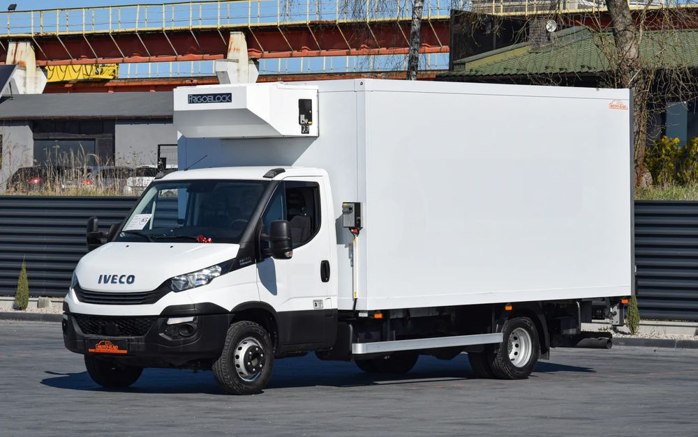 Iveco DAILY 70C18 / 3.0 - 180 KM / AUTOMAT HI-MATIC / 3 OSOBY / CHŁODNIA - MROŹNIA 4,55 M / AGREGAD FRIGOBLOCK / WINDA SORENSEN / KLIMA / TEMPOMAT / KAMERA COFANIA / REGULOWANE ZAWIESZENIE / SERWISOWA - Kamion hladnjača: slika  Iveco DAILY 70C18 / 3.0 - 180 KM / AUTOMAT HI-MATIC / 3 OSOBY / CHŁODNIA - MROŹNIA 4,55 M / AGREGAD FRIGOBLOCK / WINDA SORENSEN / KLIMA / TEMPOMAT / KAMERA COFANIA / REGULOWANE ZAWIESZENIE / SERWISOWA - Kamion hladnjača Iveco DAILY 70C18 / 3.0 - 180 KM / AUTOMAT HI-MATIC / 3 OSOBY / CHŁODNIA - MROŹNIA 4,55 M / AGREGAD FRIGOBLOCK / WINDA SORENSEN / KLIMA / TEMPOMAT / KAMERA COFANIA / REGULOWANE ZAWIESZENIE / SERWISOWA - Kamion hladnjača: slika  Iveco DAILY 70C18 / 3.0 - 180 KM / AUTOMAT HI-MATIC / 3 OSOBY / CHŁODNIA - MROŹNIA 4,55 M / AGREGAD FRIGOBLOCK / WINDA SORENSEN / KLIMA / TEMPOMAT / KAMERA COFANIA / REGULOWANE ZAWIESZENIE / SERWISOWA - Kamion hladnjača