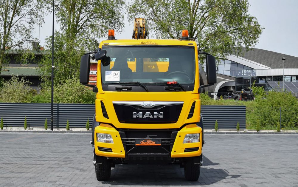 MAN TGS 26.400 / 6x4 / EURO 6 / UDT / HDS FASSI 165 / WYSUW x3 / ROTATOR / CHWYTAK / STEROWANIE RADIOWE / WZMOCNIONA RAMA / WYWROTKA / HYDROBURTA / AUTOMAT / 2017 / NOWE OPONY - 100% / NISKI PRZEBIEG - Kiper, Kamion s kranom: slika MAN TGS 26.400 / 6x4 / EURO 6 / UDT / HDS FASSI 165 / WYSUW x3 / ROTATOR / CHWYTAK / STEROWANIE RADIOWE / WZMOCNIONA RAMA / WYWROTKA / HYDROBURTA / AUTOMAT / 2017 / NOWE OPONY - 100% / NISKI PRZEBIEG - Kiper, Kamion s kranom MAN TGS 26.400 / 6x4 / EURO 6 / UDT / HDS FASSI 165 / WYSUW x3 / ROTATOR / CHWYTAK / STEROWANIE RADIOWE / WZMOCNIONA RAMA / WYWROTKA / HYDROBURTA / AUTOMAT / 2017 / NOWE OPONY - 100% / NISKI PRZEBIEG - Kiper, Kamion s kranom: slika MAN TGS 26.400 / 6x4 / EURO 6 / UDT / HDS FASSI 165 / WYSUW x3 / ROTATOR / CHWYTAK / STEROWANIE RADIOWE / WZMOCNIONA RAMA / WYWROTKA / HYDROBURTA / AUTOMAT / 2017 / NOWE OPONY - 100% / NISKI PRZEBIEG - Kiper, Kamion s kranom