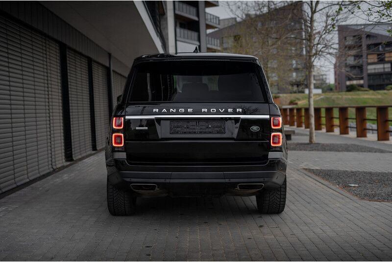 Land Rover Range Rover - Automobil: slika Land Rover Range Rover - Automobil Land Rover Range Rover - Automobil: slika Land Rover Range Rover - Automobil