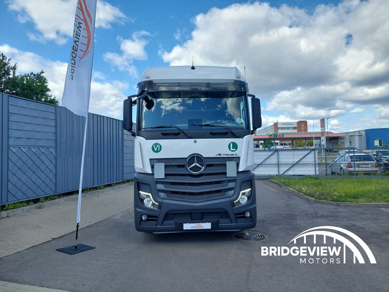 Mercedes-Benz Actros 1845 - Tegljač: slika Mercedes-Benz Actros 1845 - Tegljač Mercedes-Benz Actros 1845 - Tegljač: slika Mercedes-Benz Actros 1845 - Tegljač