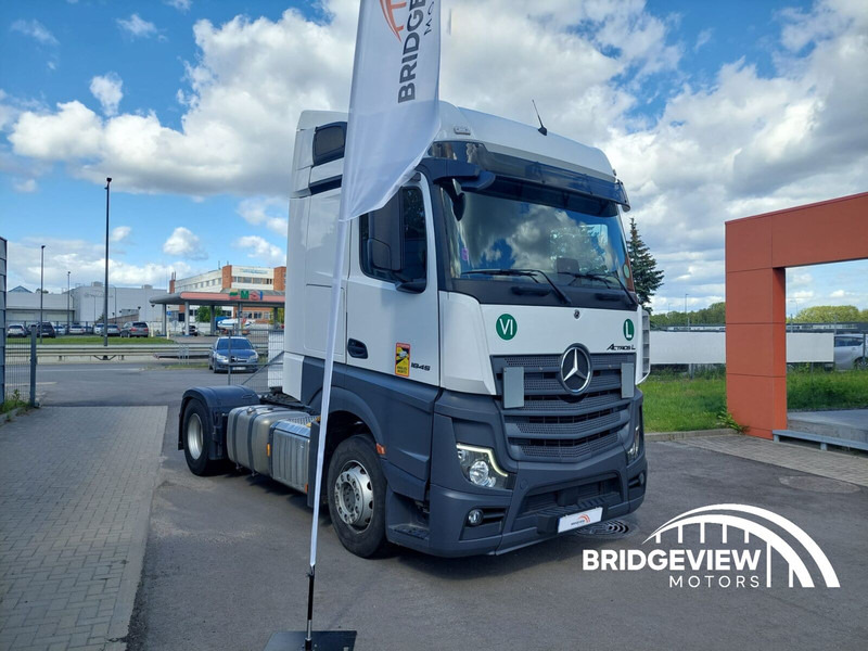 Mercedes-Benz Actros 1845 - Tegljač: slika Mercedes-Benz Actros 1845 - Tegljač Mercedes-Benz Actros 1845 - Tegljač: slika Mercedes-Benz Actros 1845 - Tegljač
