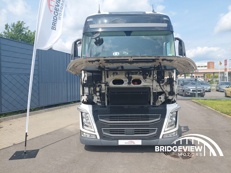 Tegljač Volvo FH 460: slika Tegljač Volvo FH 460