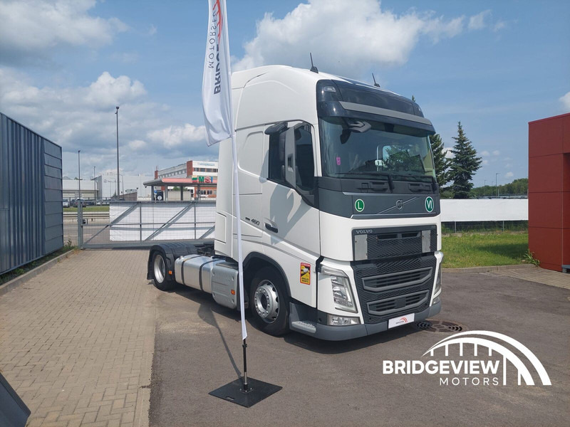 Tegljač Volvo FH 460: slika Tegljač Volvo FH 460