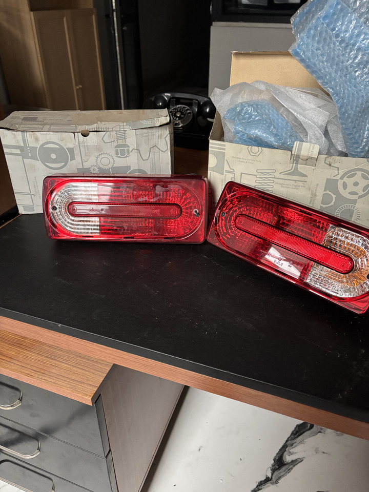 MERCEDES-BENZ G W463 G SERIES TAIL LIGHT - Stražnja svjetla: slika MERCEDES-BENZ G W463 G SERIES TAIL LIGHT - Stražnja svjetla MERCEDES-BENZ G W463 G SERIES TAIL LIGHT - Stražnja svjetla: slika MERCEDES-BENZ G W463 G SERIES TAIL LIGHT - Stražnja svjetla