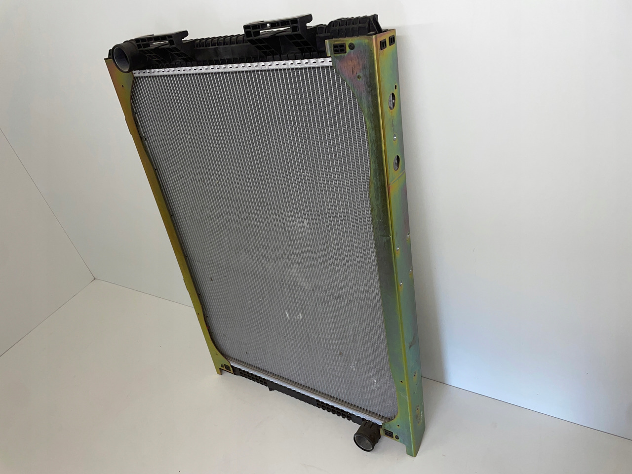 CHŁODNICA WODY MAN F2000 F 90 F 2000 F90 81061016437 - Vodena pumpa za Kamion: slika CHŁODNICA WODY MAN F2000 F 90 F 2000 F90 81061016437 - Vodena pumpa za Kamion CHŁODNICA WODY MAN F2000 F 90 F 2000 F90 81061016437 - Vodena pumpa za Kamion: slika CHŁODNICA WODY MAN F2000 F 90 F 2000 F90 81061016437 - Vodena pumpa za Kamion