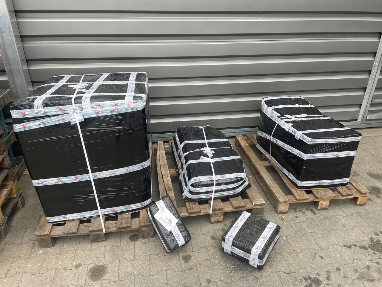 DOLNY STOPIEŃ STOPNICA MAN TG3 TGX TGS 3 81615016003 - Prag za Kamion: slika DOLNY STOPIEŃ STOPNICA MAN TG3 TGX TGS 3 81615016003 - Prag za Kamion DOLNY STOPIEŃ STOPNICA MAN TG3 TGX TGS 3 81615016003 - Prag za Kamion: slika DOLNY STOPIEŃ STOPNICA MAN TG3 TGX TGS 3 81615016003 - Prag za Kamion