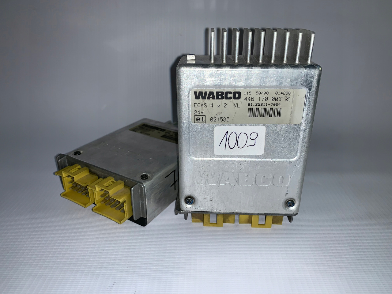 KOMPUTER STEROWNIK ECAS MAN TGA 81258117004 - Upravljačka jedinica (ECU) za Kamion: slika KOMPUTER STEROWNIK ECAS MAN TGA 81258117004 - Upravljačka jedinica (ECU) za Kamion KOMPUTER STEROWNIK ECAS MAN TGA 81258117004 - Upravljačka jedinica (ECU) za Kamion: slika KOMPUTER STEROWNIK ECAS MAN TGA 81258117004 - Upravljačka jedinica (ECU) za Kamion