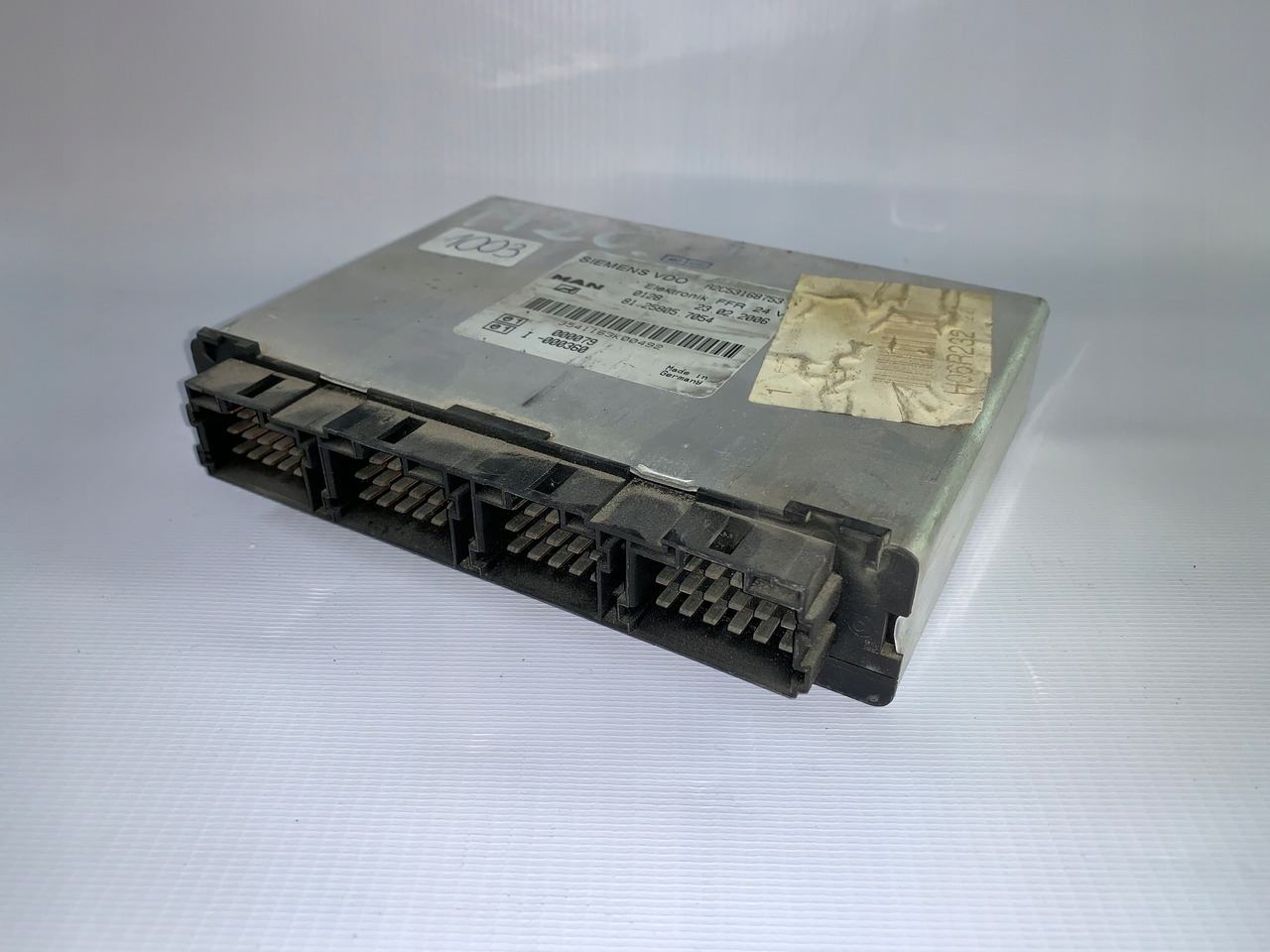 KOMPUTER STEROWNIK FFR MAN TGA TGX TGS 81258057054 - Upravljačka jedinica (ECU) za Kamion: slika KOMPUTER STEROWNIK FFR MAN TGA TGX TGS 81258057054 - Upravljačka jedinica (ECU) za Kamion KOMPUTER STEROWNIK FFR MAN TGA TGX TGS 81258057054 - Upravljačka jedinica (ECU) za Kamion: slika KOMPUTER STEROWNIK FFR MAN TGA TGX TGS 81258057054 - Upravljačka jedinica (ECU) za Kamion