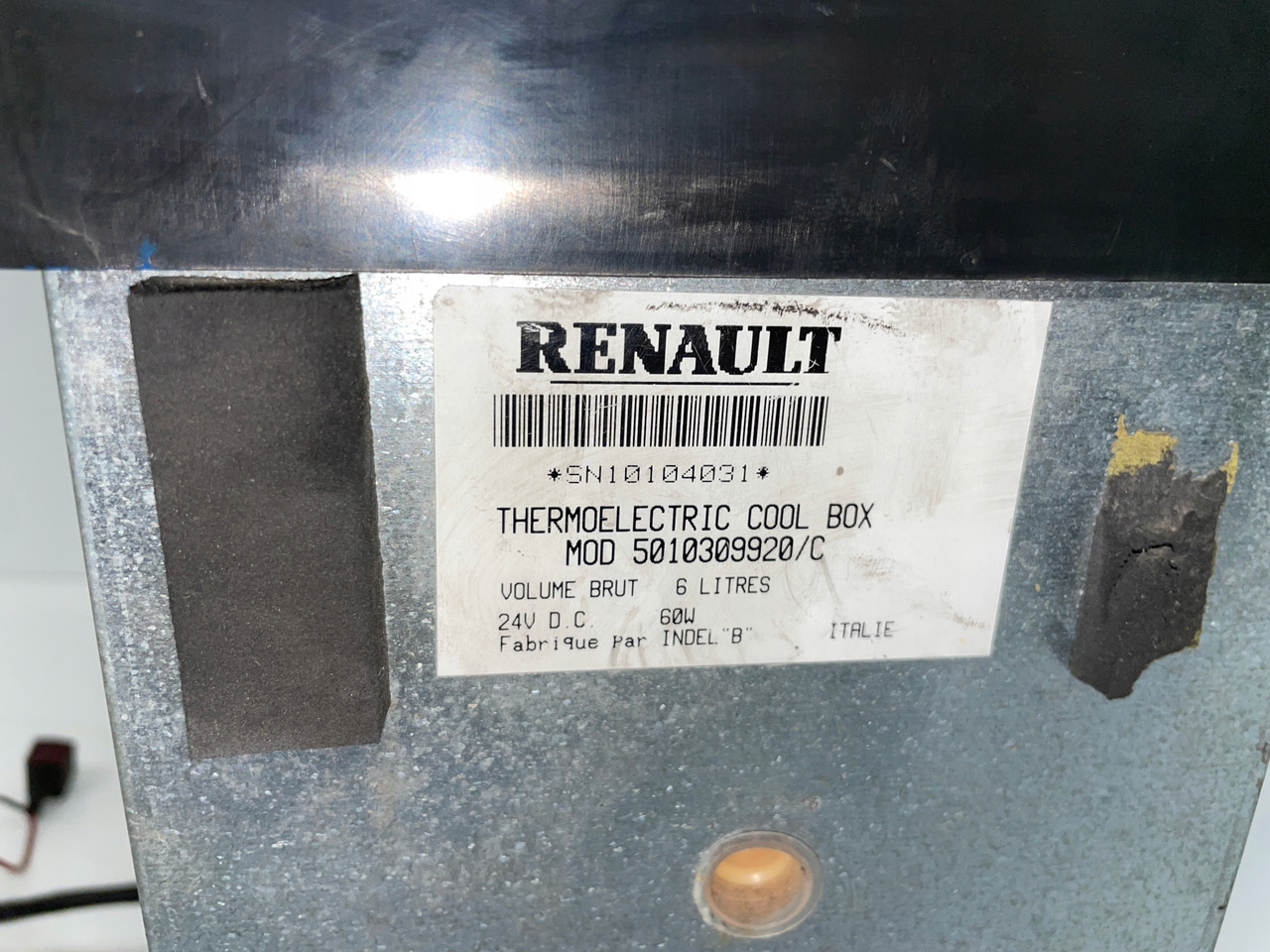 LODÓWKA CHŁODZIARKA RENAULT MAGNUM DXI 24V 6L 60W 5010309920 - Kabina i unutrašnjost za Kamion: slika LODÓWKA CHŁODZIARKA RENAULT MAGNUM DXI 24V 6L 60W 5010309920 - Kabina i unutrašnjost za Kamion LODÓWKA CHŁODZIARKA RENAULT MAGNUM DXI 24V 6L 60W 5010309920 - Kabina i unutrašnjost za Kamion: slika LODÓWKA CHŁODZIARKA RENAULT MAGNUM DXI 24V 6L 60W 5010309920 - Kabina i unutrašnjost za Kamion