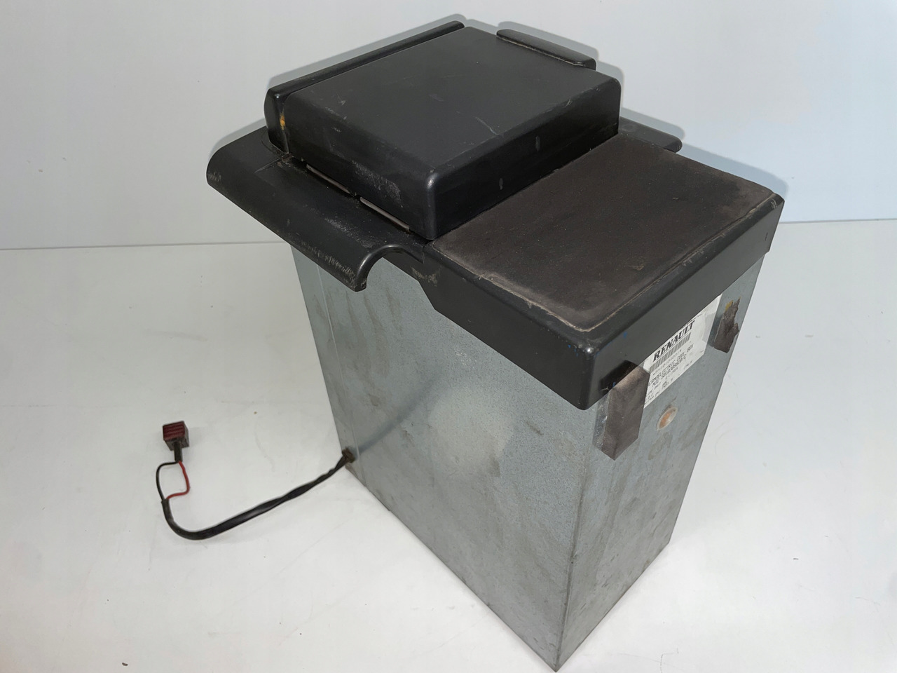 LODÓWKA CHŁODZIARKA RENAULT MAGNUM DXI 24V 6L 60W 5010309920 - Kabina i unutrašnjost za Kamion: slika LODÓWKA CHŁODZIARKA RENAULT MAGNUM DXI 24V 6L 60W 5010309920 - Kabina i unutrašnjost za Kamion LODÓWKA CHŁODZIARKA RENAULT MAGNUM DXI 24V 6L 60W 5010309920 - Kabina i unutrašnjost za Kamion: slika LODÓWKA CHŁODZIARKA RENAULT MAGNUM DXI 24V 6L 60W 5010309920 - Kabina i unutrašnjost za Kamion