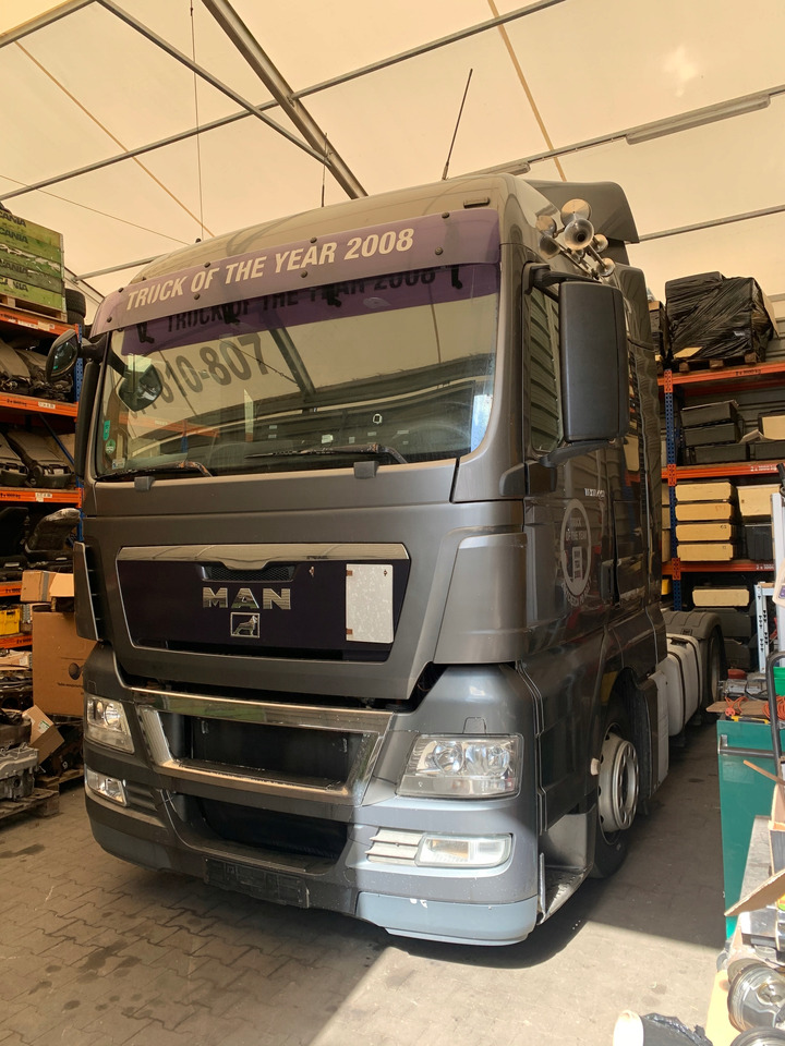 MASKA ATRAPA GRILL POLIK OWIEWKA MAN TGX - Hauba za Kamion: slika MASKA ATRAPA GRILL POLIK OWIEWKA MAN TGX - Hauba za Kamion MASKA ATRAPA GRILL POLIK OWIEWKA MAN TGX - Hauba za Kamion: slika MASKA ATRAPA GRILL POLIK OWIEWKA MAN TGX - Hauba za Kamion