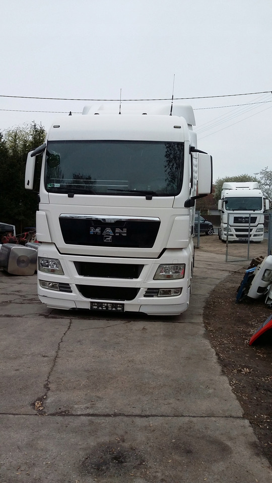 MASKA ATRAPA GRILL POLIK OWIEWKA MAN TGX - Hauba za Kamion: slika MASKA ATRAPA GRILL POLIK OWIEWKA MAN TGX - Hauba za Kamion MASKA ATRAPA GRILL POLIK OWIEWKA MAN TGX - Hauba za Kamion: slika MASKA ATRAPA GRILL POLIK OWIEWKA MAN TGX - Hauba za Kamion