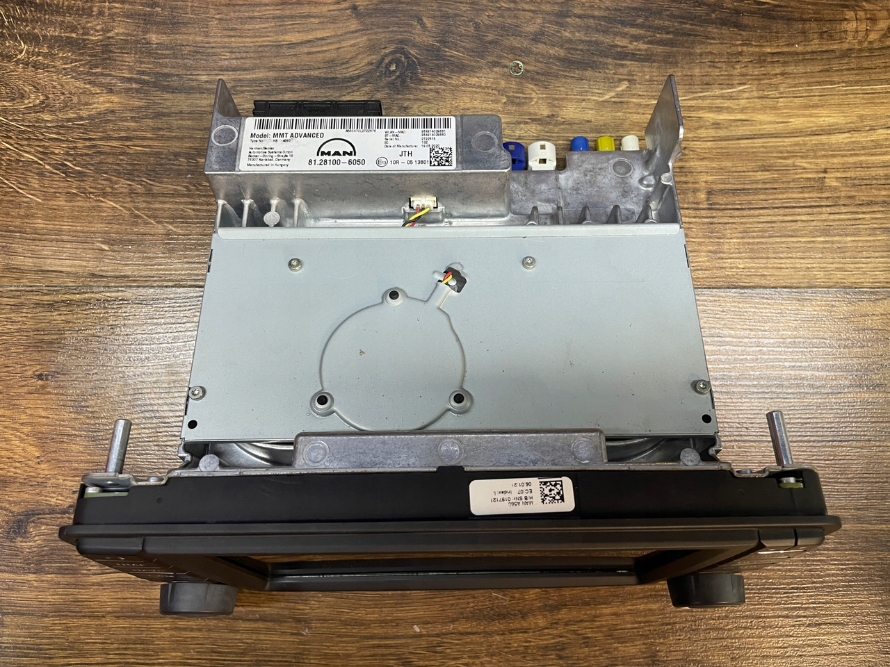 RADIO NAWIGACJA MAN TGS TGX EURO 6 81281006050 81281006043 - Sustav navigacije za Kamion: slika  RADIO NAWIGACJA MAN TGS TGX EURO 6 81281006050 81281006043 - Sustav navigacije za Kamion RADIO NAWIGACJA MAN TGS TGX EURO 6 81281006050 81281006043 - Sustav navigacije za Kamion: slika  RADIO NAWIGACJA MAN TGS TGX EURO 6 81281006050 81281006043 - Sustav navigacije za Kamion