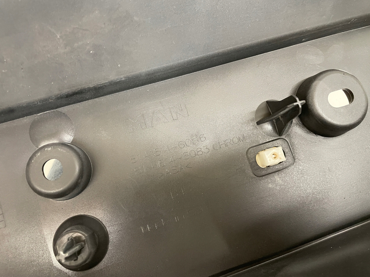 ŚRODKOWY GRILL CHROM ZDERZAKA MAN TGS TG3 TGS 3 ATRAPA 81416146086 - Prag: slika ŚRODKOWY GRILL CHROM ZDERZAKA MAN TGS TG3 TGS 3 ATRAPA 81416146086 - Prag ŚRODKOWY GRILL CHROM ZDERZAKA MAN TGS TG3 TGS 3 ATRAPA 81416146086 - Prag: slika ŚRODKOWY GRILL CHROM ZDERZAKA MAN TGS TG3 TGS 3 ATRAPA 81416146086 - Prag