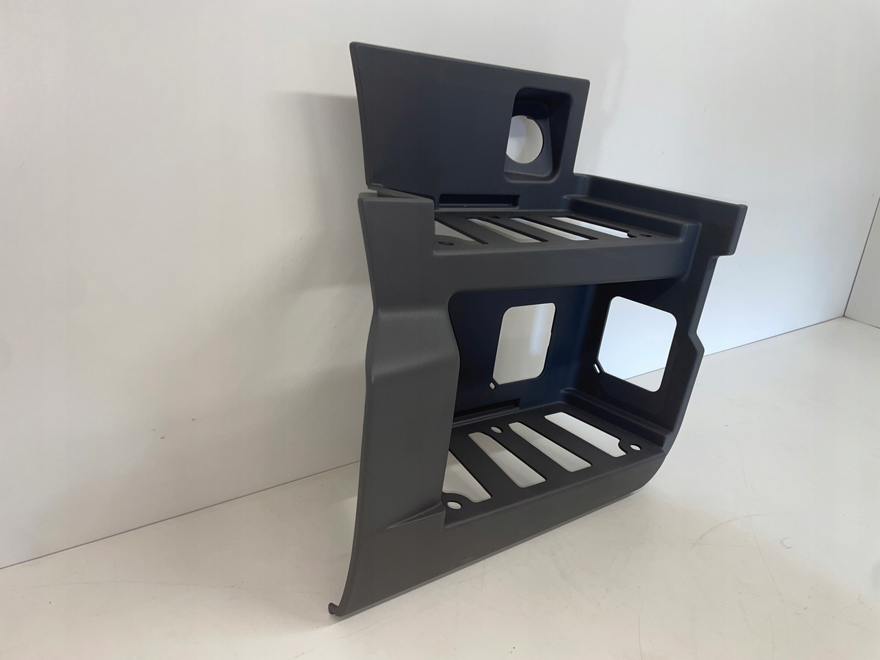 STOPNICA DOLNY STOPIEŃ PRAWY MAN TGS TGXS TG-3 81615200092 - Prag za Kamion: slika STOPNICA DOLNY STOPIEŃ PRAWY MAN TGS TGXS TG-3 81615200092 - Prag za Kamion STOPNICA DOLNY STOPIEŃ PRAWY MAN TGS TGXS TG-3 81615200092 - Prag za Kamion: slika STOPNICA DOLNY STOPIEŃ PRAWY MAN TGS TGXS TG-3 81615200092 - Prag za Kamion