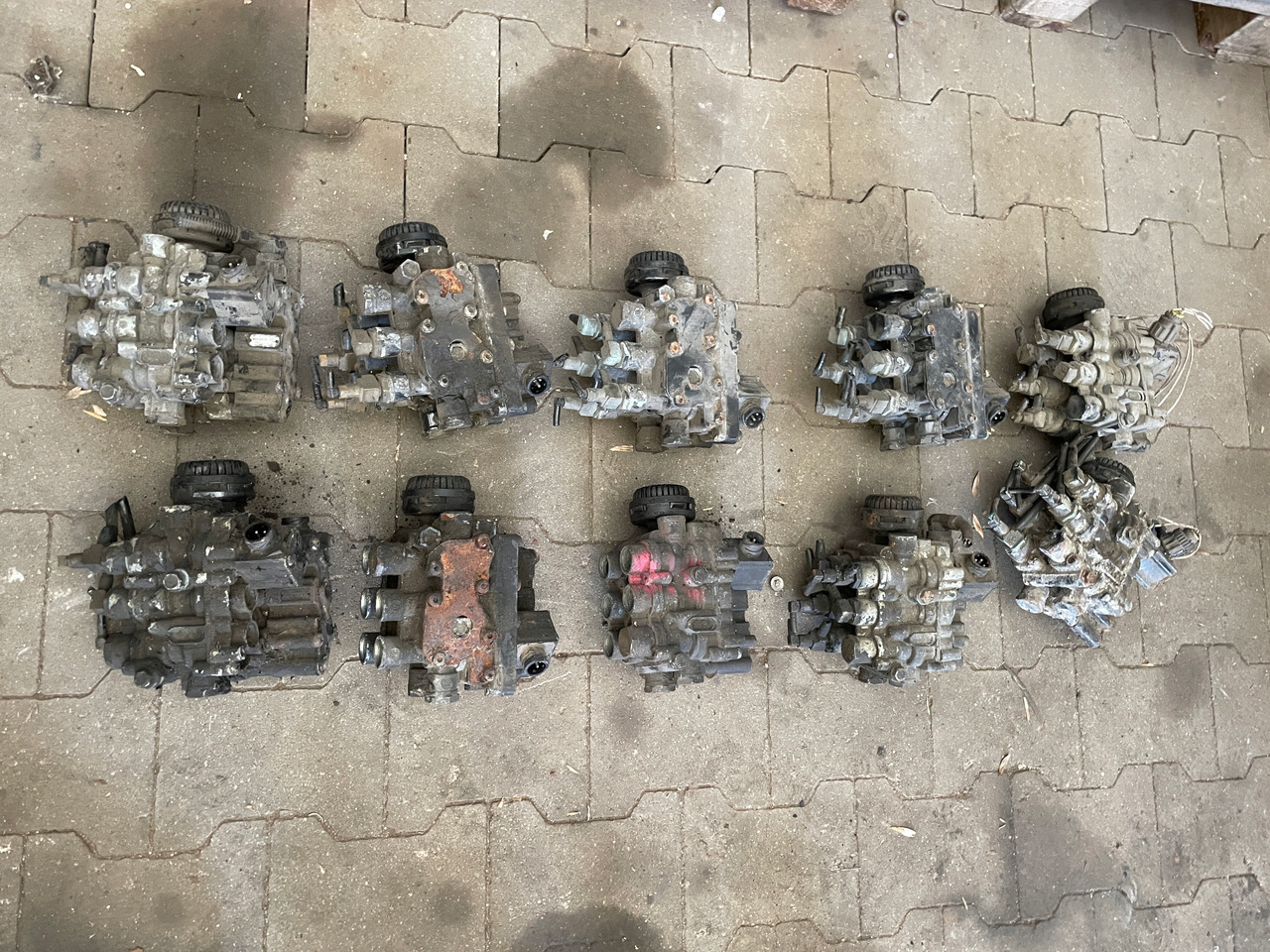 ZAWÓR PODUSZEK ECAS MAN TGA TGX TGS 4729000570 - Zračni ovjes za Kamion: slika ZAWÓR PODUSZEK ECAS MAN TGA TGX TGS 4729000570 - Zračni ovjes za Kamion ZAWÓR PODUSZEK ECAS MAN TGA TGX TGS 4729000570 - Zračni ovjes za Kamion: slika ZAWÓR PODUSZEK ECAS MAN TGA TGX TGS 4729000570 - Zračni ovjes za Kamion