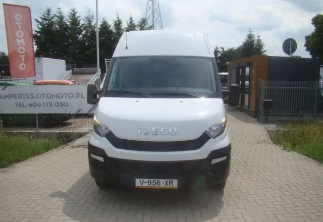 Iveco DAILY 35 C 15 MAXI BLIŹNIAKI 3.5T - Furgon: slika Iveco DAILY 35 C 15 MAXI BLIŹNIAKI 3.5T - Furgon Iveco DAILY 35 C 15 MAXI BLIŹNIAKI 3.5T - Furgon: slika Iveco DAILY 35 C 15 MAXI BLIŹNIAKI 3.5T - Furgon