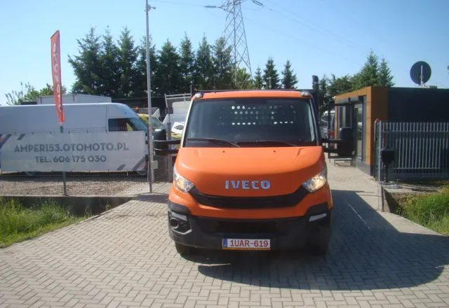 Iveco DAILY 35 C 15 WINDA 750KG 3.5T NA HAKU - Dostavno vozilo s ravnom platformom: slika Iveco DAILY 35 C 15 WINDA 750KG 3.5T NA HAKU - Dostavno vozilo s ravnom platformom Iveco DAILY 35 C 15 WINDA 750KG 3.5T NA HAKU - Dostavno vozilo s ravnom platformom: slika Iveco DAILY 35 C 15 WINDA 750KG 3.5T NA HAKU - Dostavno vozilo s ravnom platformom