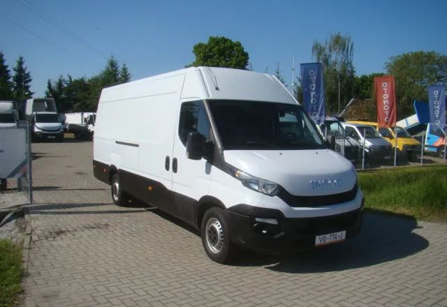 Iveco DAILY 35 S 15 MAXI L4 H2 KLIMATRONIC - Furgon: slika Iveco DAILY 35 S 15 MAXI L4 H2 KLIMATRONIC - Furgon Iveco DAILY 35 S 15 MAXI L4 H2 KLIMATRONIC - Furgon: slika Iveco DAILY 35 S 15 MAXI L4 H2 KLIMATRONIC - Furgon