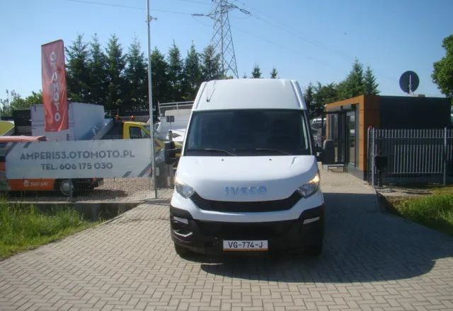 Iveco DAILY 35 S 15 MAXI L4 H2 KLIMATRONIC - Furgon: slika Iveco DAILY 35 S 15 MAXI L4 H2 KLIMATRONIC - Furgon Iveco DAILY 35 S 15 MAXI L4 H2 KLIMATRONIC - Furgon: slika Iveco DAILY 35 S 15 MAXI L4 H2 KLIMATRONIC - Furgon