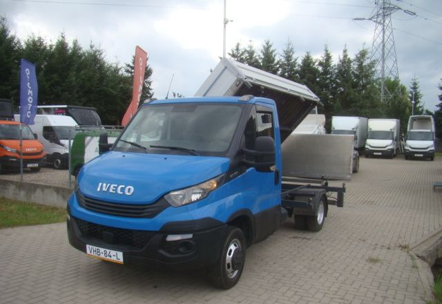 Iveco DAILY 50 C 17 3.0TDI WYWROTKA WINDA MECHANICZNA PRZYSTAWKA DO HYDRAULIKI - Mali kamion kiper: slika Iveco DAILY 50 C 17 3.0TDI WYWROTKA WINDA MECHANICZNA PRZYSTAWKA DO HYDRAULIKI - Mali kamion kiper Iveco DAILY 50 C 17 3.0TDI WYWROTKA WINDA MECHANICZNA PRZYSTAWKA DO HYDRAULIKI - Mali kamion kiper: slika Iveco DAILY 50 C 17 3.0TDI WYWROTKA WINDA MECHANICZNA PRZYSTAWKA DO HYDRAULIKI - Mali kamion kiper