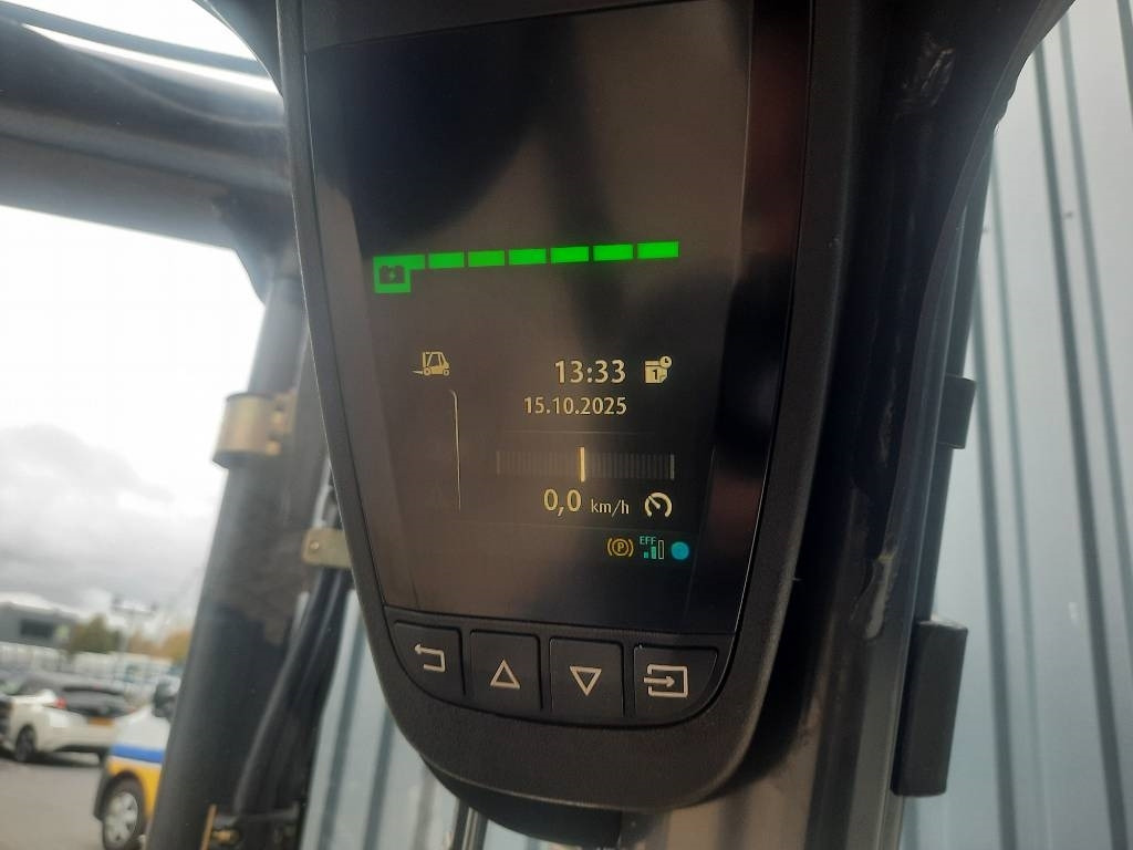 Linde E15-02 - Električni viličar: slika Linde E15-02 - Električni viličar Linde E15-02 - Električni viličar: slika Linde E15-02 - Električni viličar