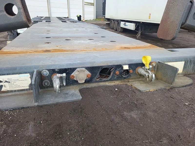 D-Tec CT-60-05D NL-Trailer Multi'45ft Containerchassis 2003 - Transporter kontejnera/ Poluprikolica s izmjenjivim sanducima: slika D-Tec CT-60-05D NL-Trailer Multi'45ft Containerchassis 2003 - Transporter kontejnera/ Poluprikolica s izmjenjivim sanducima D-Tec CT-60-05D NL-Trailer Multi'45ft Containerchassis 2003 - Transporter kontejnera/ Poluprikolica s izmjenjivim sanducima: slika D-Tec CT-60-05D NL-Trailer Multi'45ft Containerchassis 2003 - Transporter kontejnera/ Poluprikolica s izmjenjivim sanducima