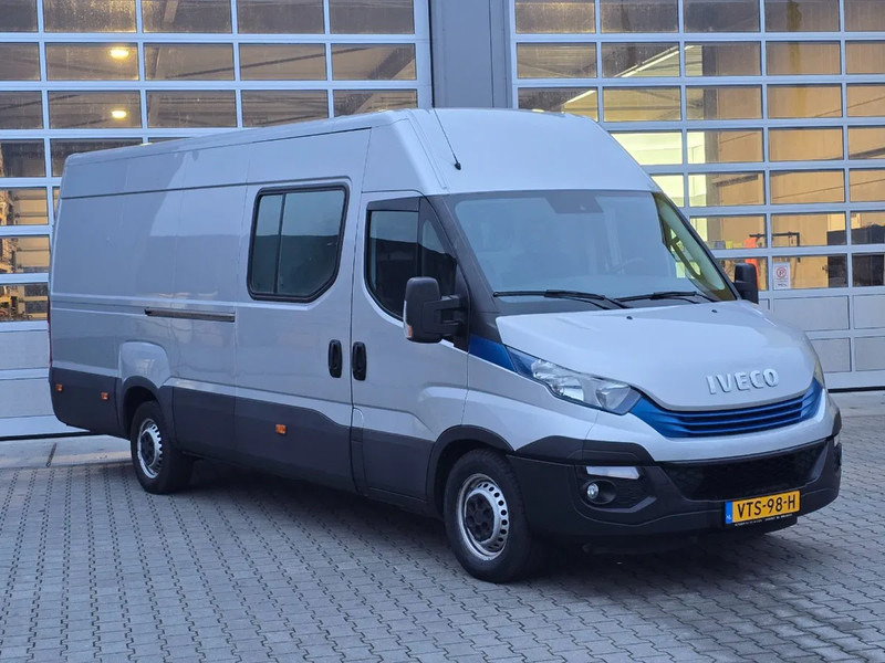 Iveco Daily 35S16 - Furgon: slika Iveco Daily 35S16 - Furgon Iveco Daily 35S16 - Furgon: slika Iveco Daily 35S16 - Furgon