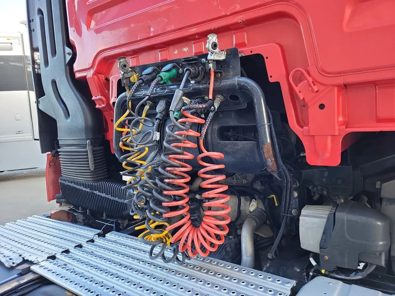 MAN TGX 18.480 - Tegljač: slika MAN TGX 18.480 - Tegljač MAN TGX 18.480 - Tegljač: slika MAN TGX 18.480 - Tegljač