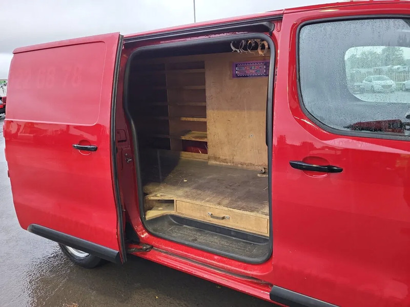 Toyota ProAce - Mali kombi, Dostavno vozilo s dvostrukom kabinom: slika Toyota ProAce - Mali kombi, Dostavno vozilo s dvostrukom kabinom Toyota ProAce - Mali kombi, Dostavno vozilo s dvostrukom kabinom: slika Toyota ProAce - Mali kombi, Dostavno vozilo s dvostrukom kabinom