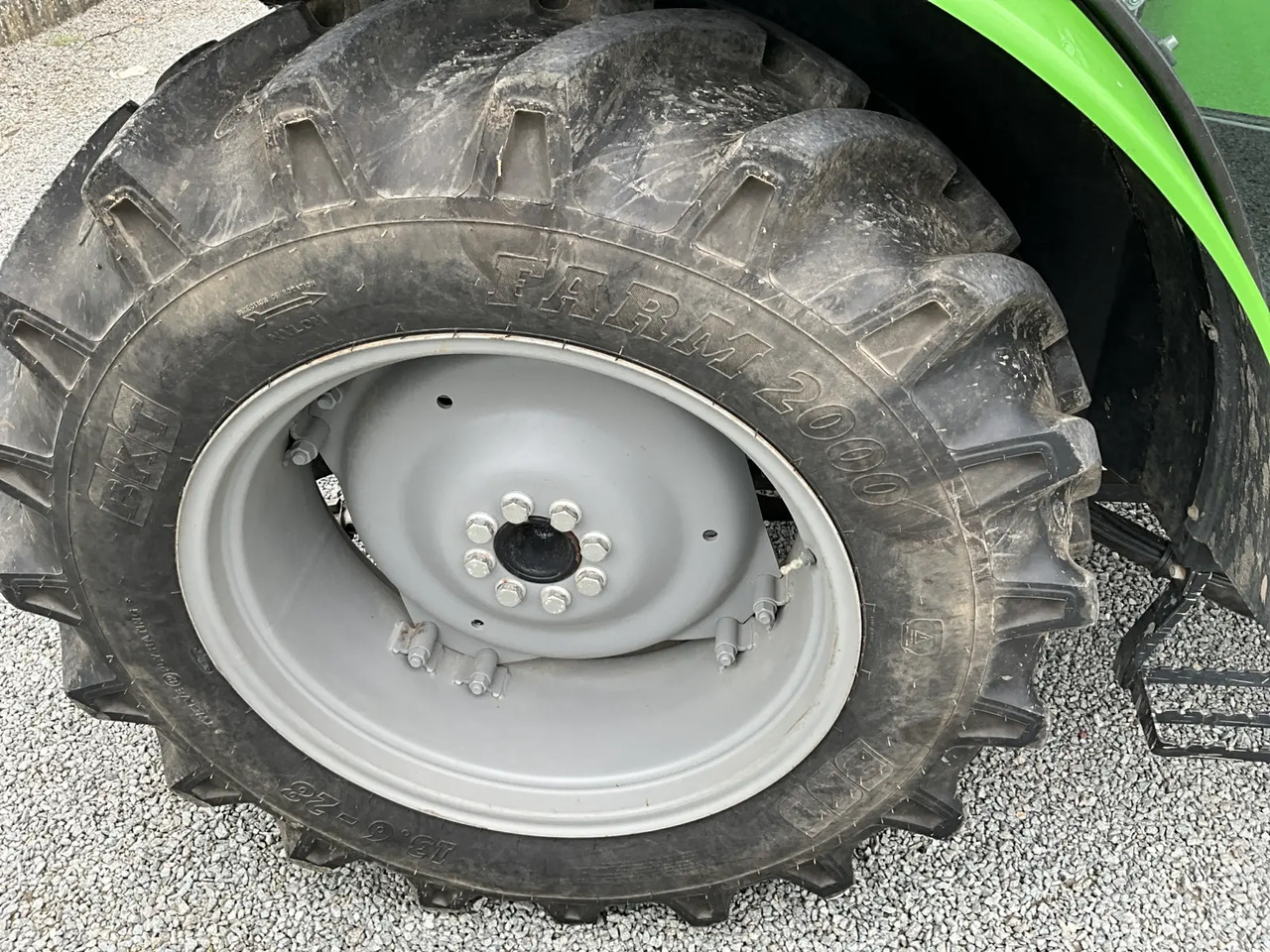 Deutz-Fahr AGROLUX 65 - Traktor: slika Deutz-Fahr AGROLUX 65 - Traktor Deutz-Fahr AGROLUX 65 - Traktor: slika Deutz-Fahr AGROLUX 65 - Traktor