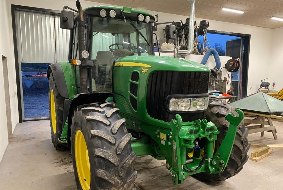 John Deere 6930 Premium - Traktor: slika John Deere 6930 Premium - Traktor John Deere 6930 Premium - Traktor: slika John Deere 6930 Premium - Traktor