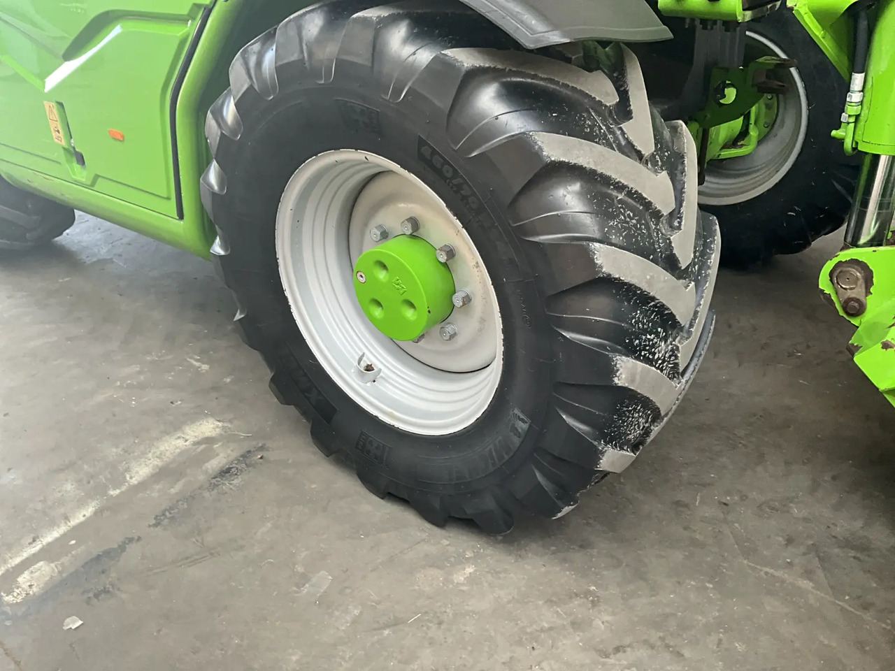 Merlo TF35.7 - Teleskopski rukovatelj: slika Merlo TF35.7 - Teleskopski rukovatelj Merlo TF35.7 - Teleskopski rukovatelj: slika Merlo TF35.7 - Teleskopski rukovatelj