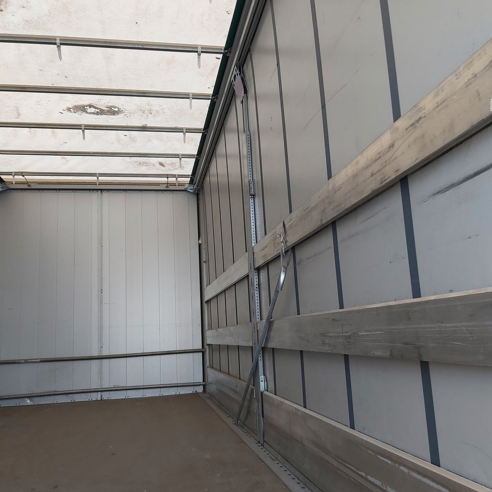 Fliegl TKF118 - Prikolica s ceradom: slika Fliegl TKF118 - Prikolica s ceradom Fliegl TKF118 - Prikolica s ceradom: slika Fliegl TKF118 - Prikolica s ceradom