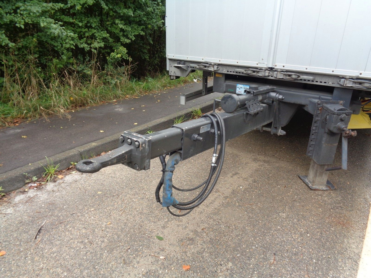 Fliegl TKF118 - Prikolica s ceradom: slika Fliegl TKF118 - Prikolica s ceradom Fliegl TKF118 - Prikolica s ceradom: slika Fliegl TKF118 - Prikolica s ceradom