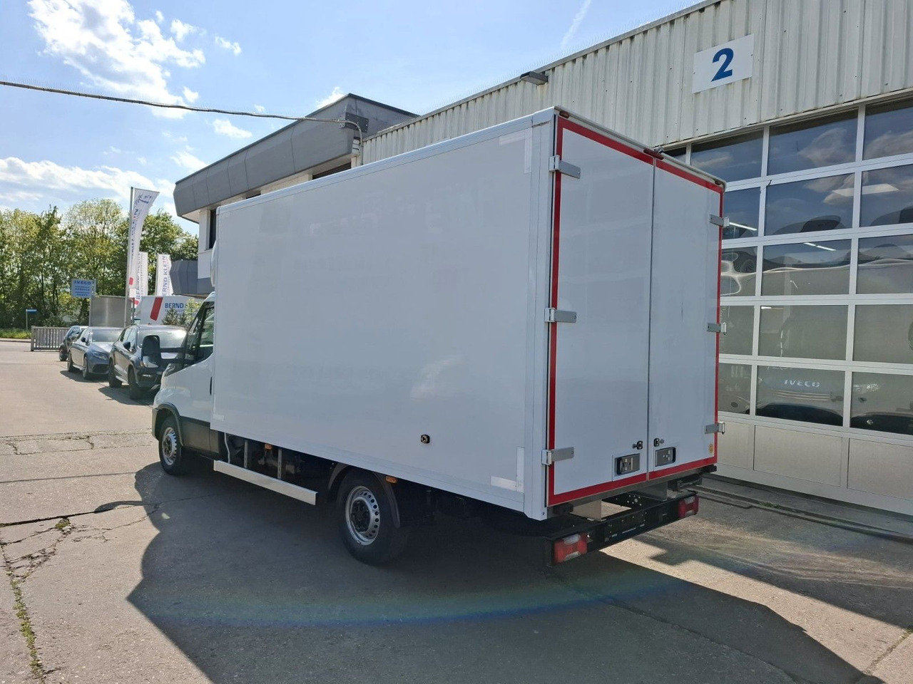 Iveco 35-160P/A8, Klima, HiMatik, LED, Luft, - Dostavno vozilo sa zatvorenim sandukom: slika Iveco 35-160P/A8, Klima, HiMatik, LED, Luft, - Dostavno vozilo sa zatvorenim sandukom Iveco 35-160P/A8, Klima, HiMatik, LED, Luft, - Dostavno vozilo sa zatvorenim sandukom: slika Iveco 35-160P/A8, Klima, HiMatik, LED, Luft, - Dostavno vozilo sa zatvorenim sandukom