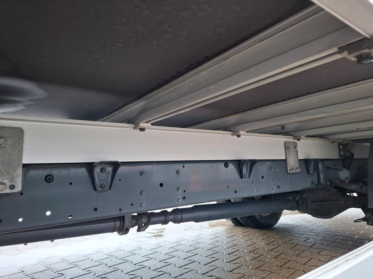 Iveco 72-210A8/P, Klima, Luft, HiMatic, LBW, RFK, - Dostavno vozilo s ceradom: slika Iveco 72-210A8/P, Klima, Luft, HiMatic, LBW, RFK, - Dostavno vozilo s ceradom Iveco 72-210A8/P, Klima, Luft, HiMatic, LBW, RFK, - Dostavno vozilo s ceradom: slika Iveco 72-210A8/P, Klima, Luft, HiMatic, LBW, RFK, - Dostavno vozilo s ceradom