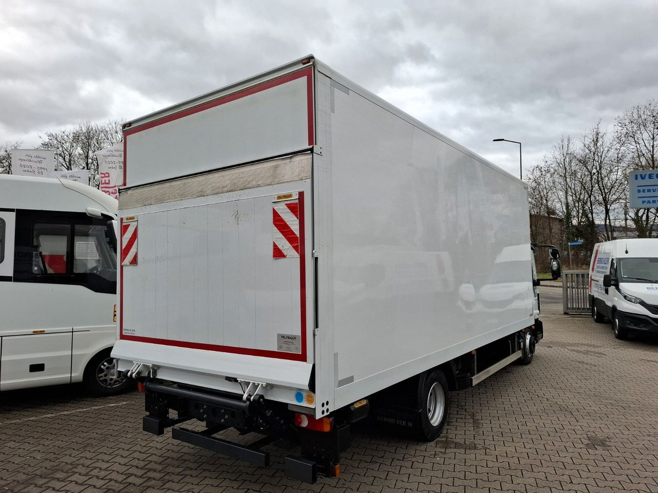 Iveco ML75-210P, Koffer, LBW, Klima, Luft,.. - Dostavno vozilo sa zatvorenim sandukom: slika Iveco ML75-210P, Koffer, LBW, Klima, Luft,.. - Dostavno vozilo sa zatvorenim sandukom Iveco ML75-210P, Koffer, LBW, Klima, Luft,.. - Dostavno vozilo sa zatvorenim sandukom: slika Iveco ML75-210P, Koffer, LBW, Klima, Luft,.. - Dostavno vozilo sa zatvorenim sandukom