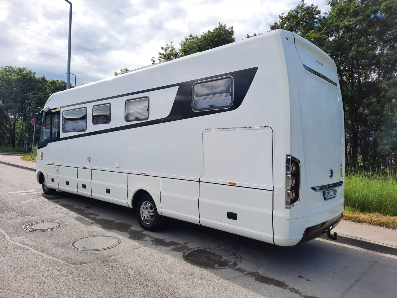 Niesmann + Bischoff Flair 920 LE, Goldschmitt, Mwst. ausweisbar,.. - Integrirani kamper: slika Niesmann + Bischoff Flair 920 LE, Goldschmitt, Mwst. ausweisbar,.. - Integrirani kamper Niesmann + Bischoff Flair 920 LE, Goldschmitt, Mwst. ausweisbar,.. - Integrirani kamper: slika Niesmann + Bischoff Flair 920 LE, Goldschmitt, Mwst. ausweisbar,.. - Integrirani kamper