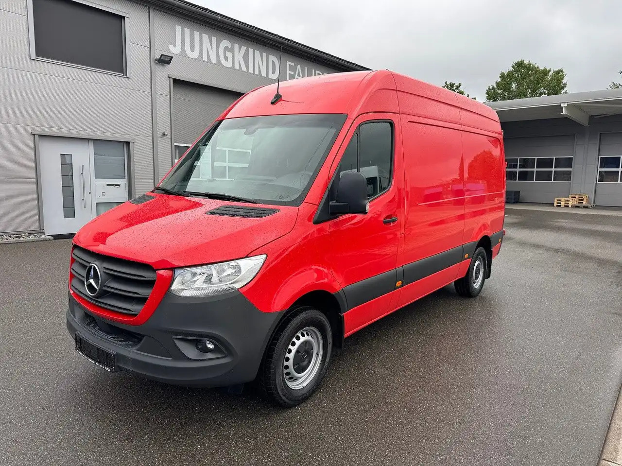 Mercedes-Benz Sprinter 316 CDI Lang Hoch Klima MBUX LBW - Furgon: slika Mercedes-Benz Sprinter 316 CDI Lang Hoch Klima MBUX LBW - Furgon Mercedes-Benz Sprinter 316 CDI Lang Hoch Klima MBUX LBW - Furgon: slika Mercedes-Benz Sprinter 316 CDI Lang Hoch Klima MBUX LBW - Furgon