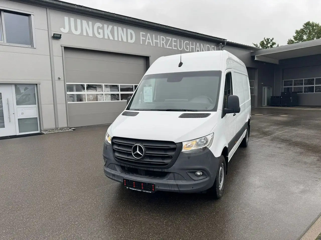 Mercedes-Benz Sprinter 317 CDI Lang Hoch Klima MBUX AHK 2,8t - Furgon: slika Mercedes-Benz Sprinter 317 CDI Lang Hoch Klima MBUX AHK 2,8t - Furgon Mercedes-Benz Sprinter 317 CDI Lang Hoch Klima MBUX AHK 2,8t - Furgon: slika Mercedes-Benz Sprinter 317 CDI Lang Hoch Klima MBUX AHK 2,8t - Furgon
