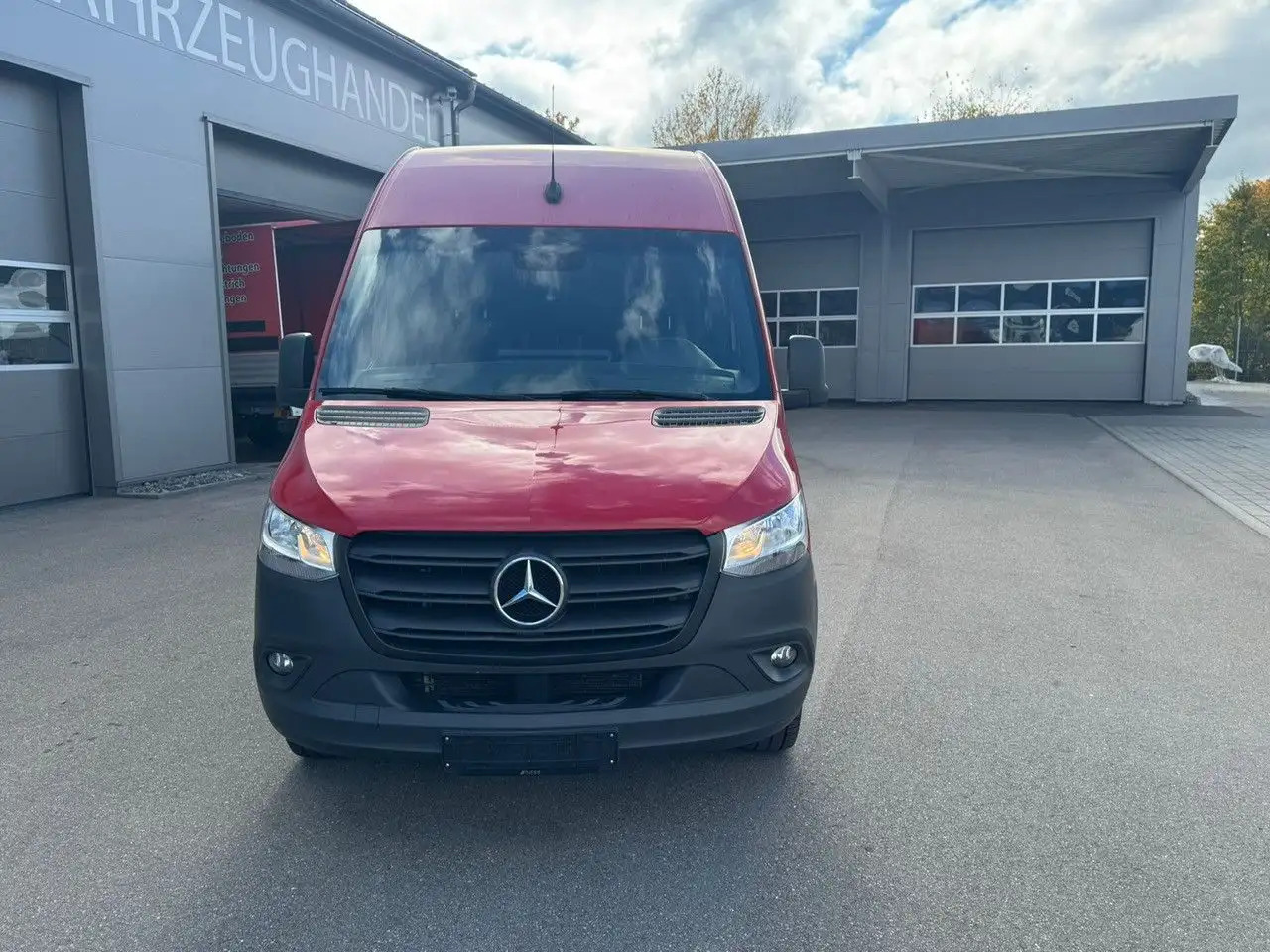 Mercedes-Benz Sprinter 317 CDI Maxi Lang Mixto AHK 3,5t MBUX - Furgon, Dostavno vozilo s dvostrukom kabinom: slika Mercedes-Benz Sprinter 317 CDI Maxi Lang Mixto AHK 3,5t MBUX - Furgon, Dostavno vozilo s dvostrukom kabinom Mercedes-Benz Sprinter 317 CDI Maxi Lang Mixto AHK 3,5t MBUX - Furgon, Dostavno vozilo s dvostrukom kabinom: slika Mercedes-Benz Sprinter 317 CDI Maxi Lang Mixto AHK 3,5t MBUX - Furgon, Dostavno vozilo s dvostrukom kabinom