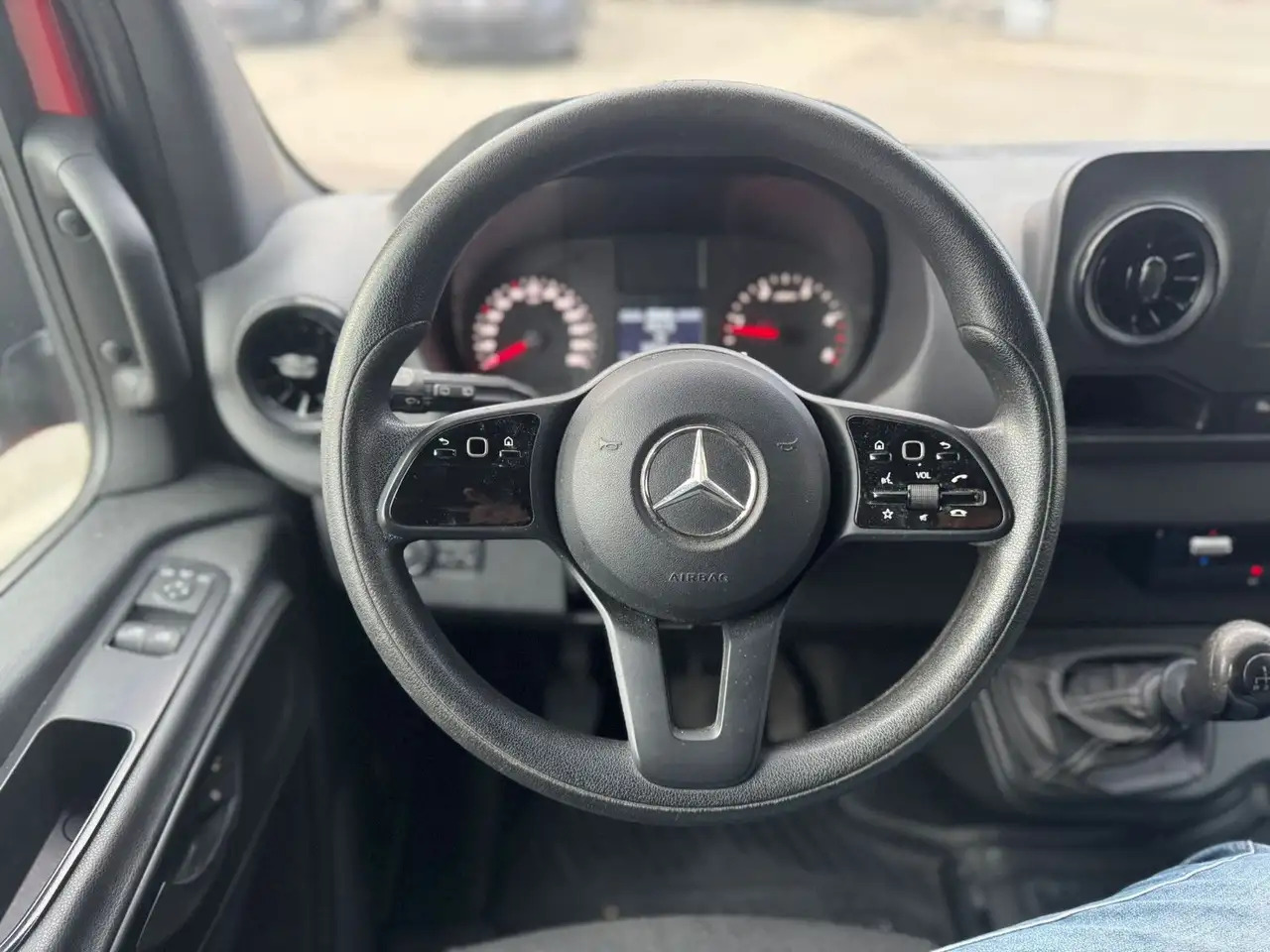 Mercedes-Benz Sprinter 317 CDI Maxi Lang XXL Extralang MBUX - Furgon: slika Mercedes-Benz Sprinter 317 CDI Maxi Lang XXL Extralang MBUX - Furgon Mercedes-Benz Sprinter 317 CDI Maxi Lang XXL Extralang MBUX - Furgon: slika Mercedes-Benz Sprinter 317 CDI Maxi Lang XXL Extralang MBUX - Furgon