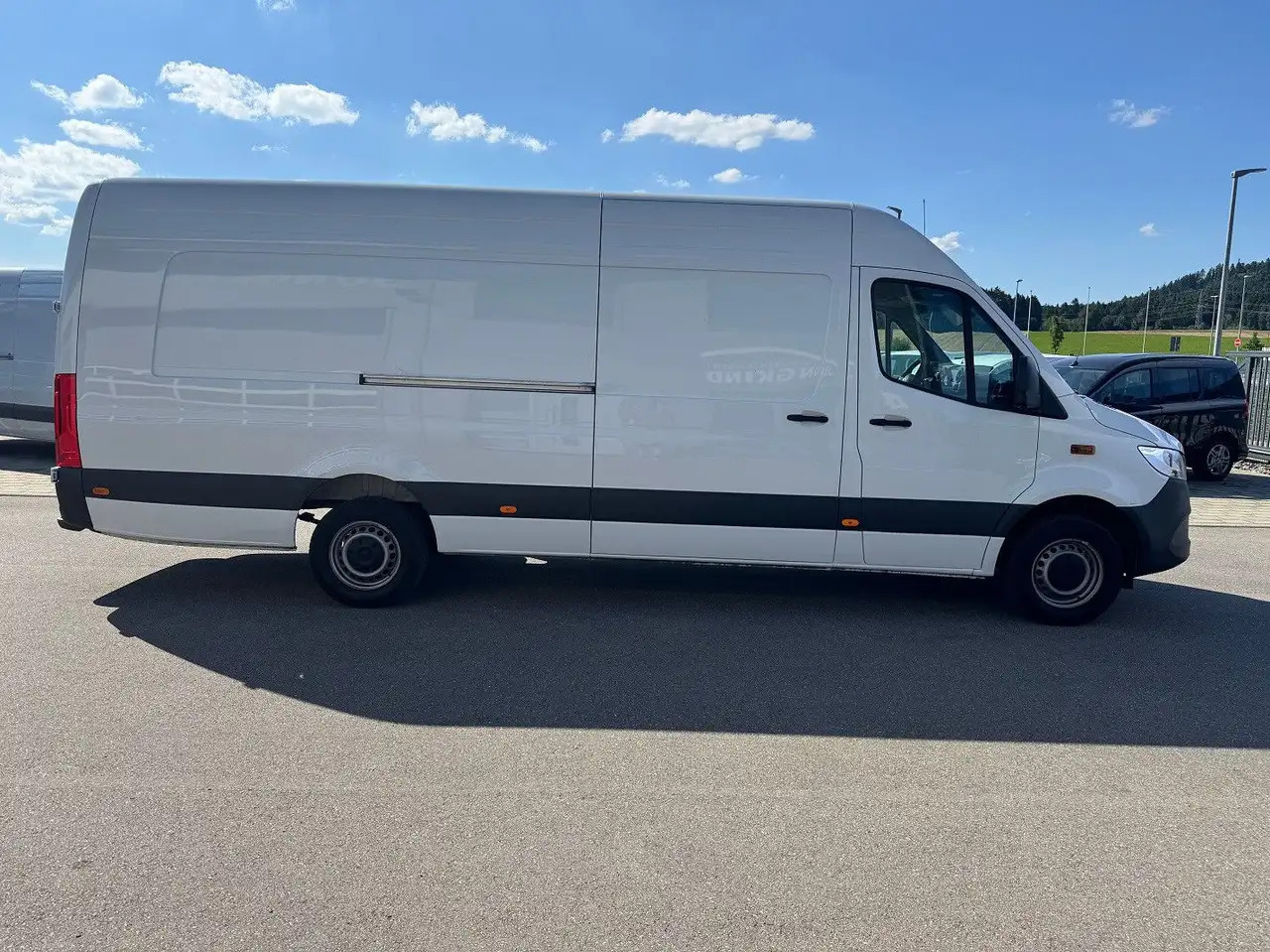 Mercedes-Benz Sprinter 317 CDI Maxi Lang XXL Extralang MBUX - Furgon: slika Mercedes-Benz Sprinter 317 CDI Maxi Lang XXL Extralang MBUX - Furgon Mercedes-Benz Sprinter 317 CDI Maxi Lang XXL Extralang MBUX - Furgon: slika Mercedes-Benz Sprinter 317 CDI Maxi Lang XXL Extralang MBUX - Furgon