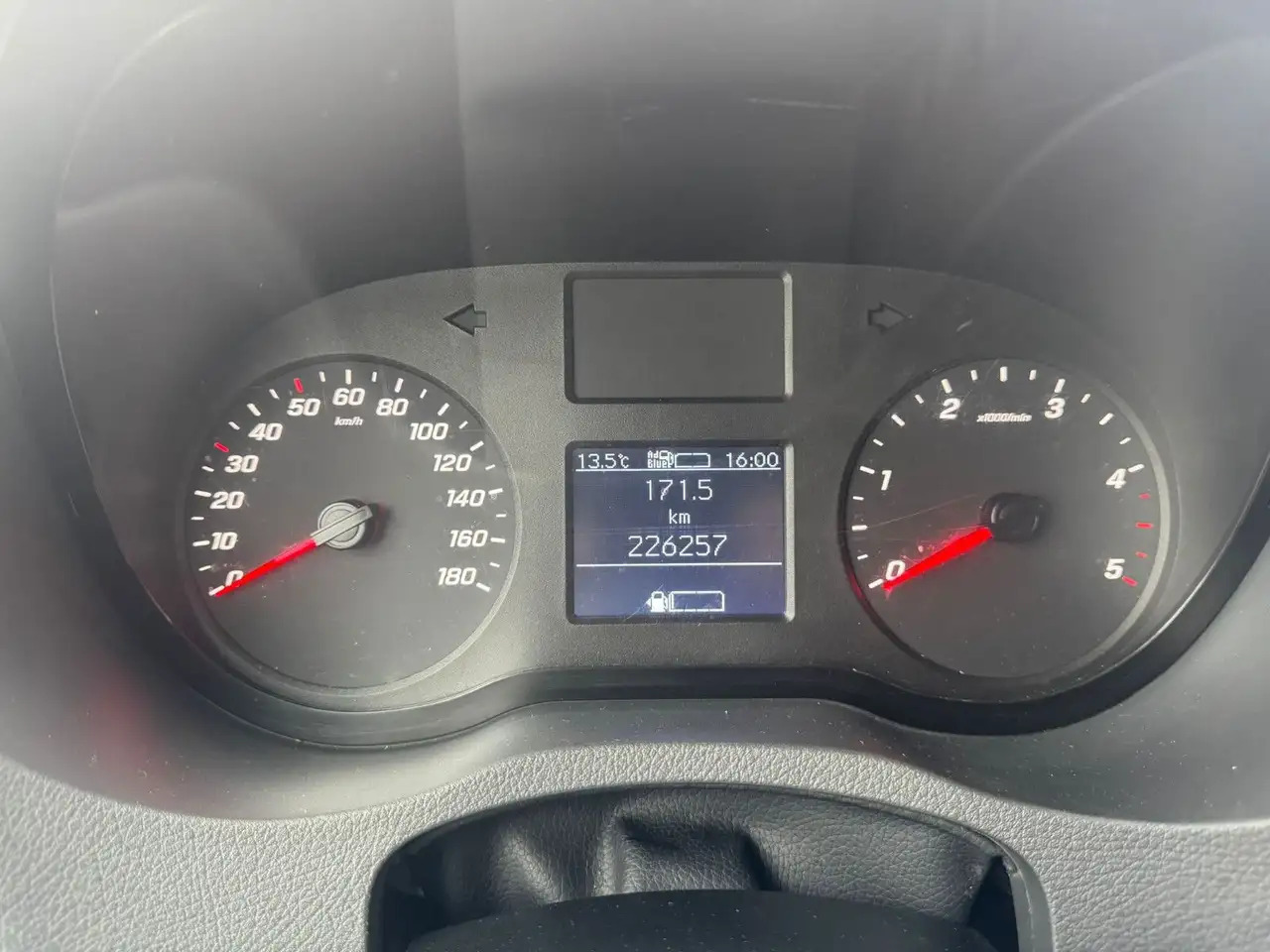 Mercedes-Benz Sprinter 317 CDI Maxi lang Extralang XXL Klima - Furgon: slika Mercedes-Benz Sprinter 317 CDI Maxi lang Extralang XXL Klima - Furgon Mercedes-Benz Sprinter 317 CDI Maxi lang Extralang XXL Klima - Furgon: slika Mercedes-Benz Sprinter 317 CDI Maxi lang Extralang XXL Klima - Furgon