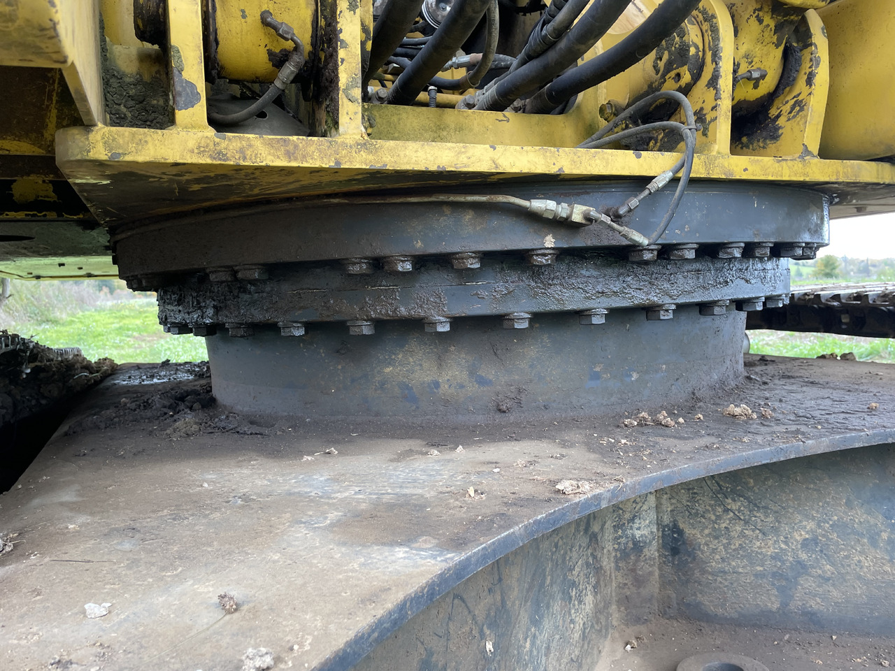 Zakup Komatsu PC210LC-8 Komatsu PC210LC-8: slika Zakup Komatsu PC210LC-8 Komatsu PC210LC-8