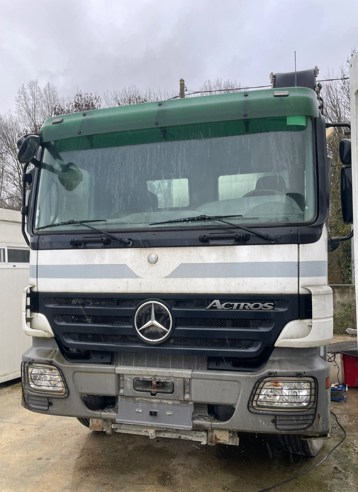 Mercedes Actros 3241 - Automješalica: slika Mercedes Actros 3241 - Automješalica Mercedes Actros 3241 - Automješalica: slika Mercedes Actros 3241 - Automješalica