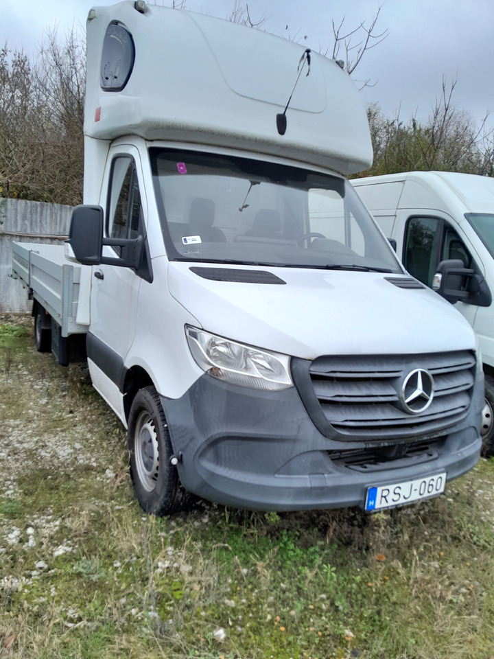 MERCEDES-BENZ Sprinter - Dostavno vozilo s ravnom platformom: slika MERCEDES-BENZ Sprinter - Dostavno vozilo s ravnom platformom MERCEDES-BENZ Sprinter - Dostavno vozilo s ravnom platformom: slika MERCEDES-BENZ Sprinter - Dostavno vozilo s ravnom platformom