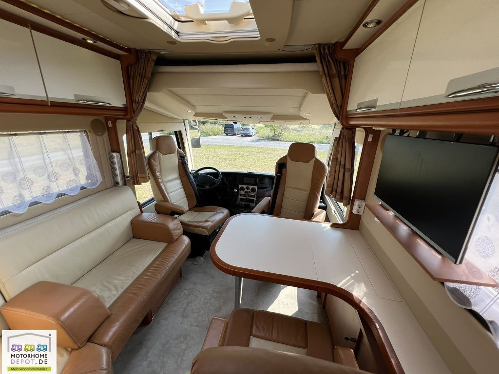 Carthago Liner 62 LE viele Extras - hohe Autarkie - Integrirani kamper: slika Carthago Liner 62 LE viele Extras - hohe Autarkie - Integrirani kamper Carthago Liner 62 LE viele Extras - hohe Autarkie - Integrirani kamper: slika Carthago Liner 62 LE viele Extras - hohe Autarkie - Integrirani kamper